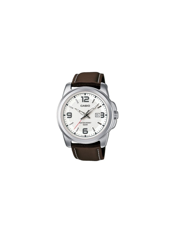 Elegantni CASIO muški sat sa braon kožnom narukvicom, osvetljenim kazaljkama i vodootpornošću do 50m. Idealan za svakodnevni stajling!