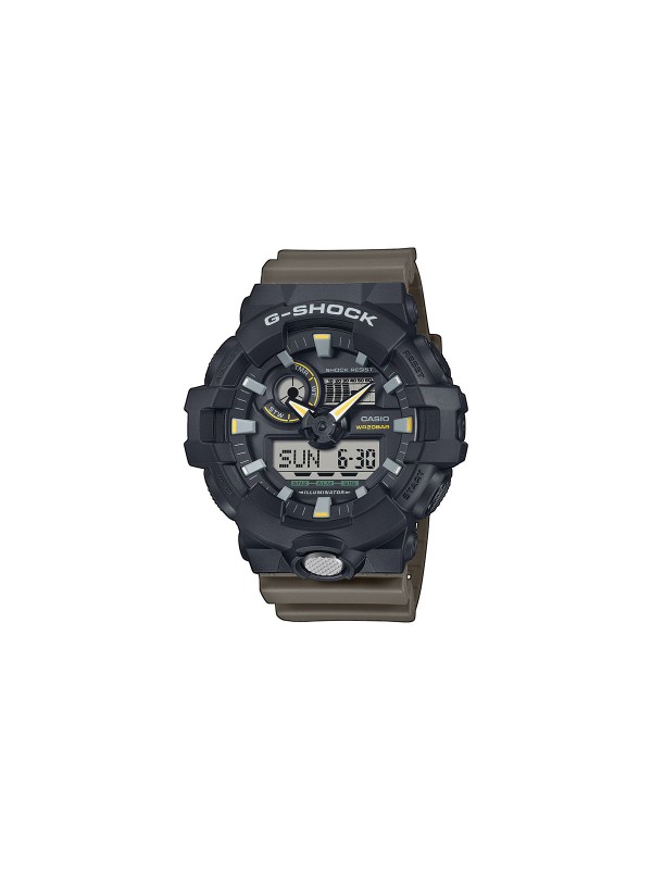 Dvobojni G-SHOCK sat s crnim brojčanikom i maslinasto zelenom narukvicom za funkcionalan i moderan izgled.