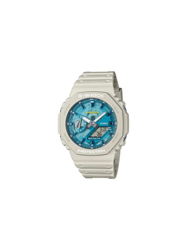 G-SHOCK muški sat oktagonalnog oblika u boji peska sa transparentnim plavim brojčanikom i tankim kućištem, idealan za moderan stil.