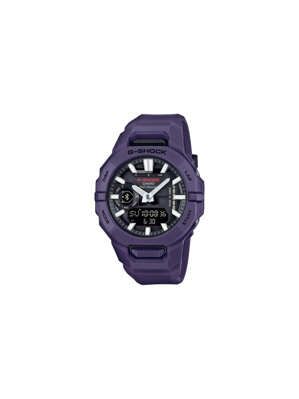 G‑SHOCK GBA-950-2AER – fitness muški sat iz G‑SQUAD serije u teget boji, sa Bluetooth® povezivanjem, senzorom koraka, automatskim merenjem udaljenosti i baterijom koja traje do 2 godine. Vodootporan do 200 m.