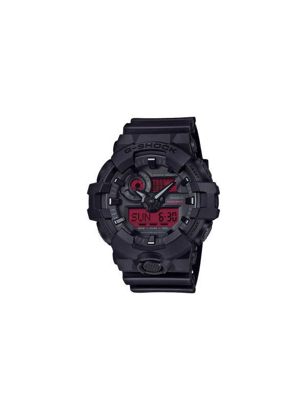 G‑SHOCK GA-700BBR-1AER – sportski muški sat sa crnim kućištem i narukvicom, istaknut crvenim LCD ekranom. Otporan na udarce, sa brojnim funkcijama i vodootpornošću do 200 m.