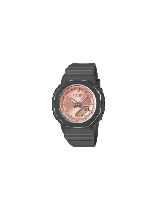 G-SHOCK GMA-P2110SC-4AER ženski sportski sat u tamno sivoj boji sa svetlo roze brojčanikom. Lagani model, izdržljiv, vodootporan do 200m, idealan za svaki dan.