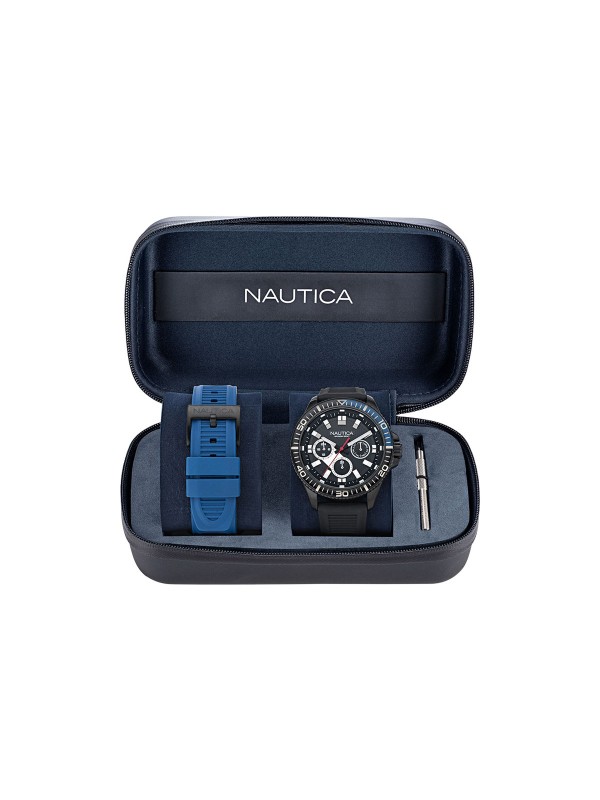 NAPWRS503 BOX SET: NAUTICA multifunkcionalni sat sa crnim brojčanikom i dve narukvice – crna i plava. Outdoor stil, IP kućište, vodootporan 100m.