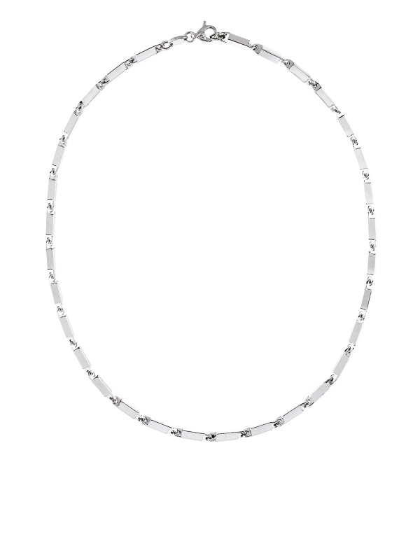 GUESS JUBN05426JWRHT/U – elegantna ženska ogrlica iz kolekcije . Izrađena od visokokvalitetnog legura metala u boji srebra. Moderan dizajn koji se lako kombinuje sa dnevnim i večernjim stilom.