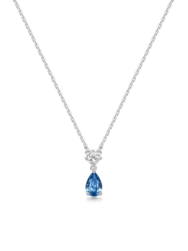 BROSWAY FFB109 – elegantna srebrna ženska ogrlica iz kolekcije Fancy Freedom Blue. Ukrašena tamno plavim cirkonom koji dodaje notu sofisticiranosti i dubine, ova ogrlica odiše luksuznim minimalizmom. Rodijumska obrada obezbeđuje dugotrajan sjaj i zaštitu od oksidacije.