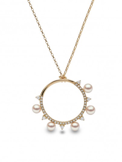 Yoko London Akoya privezak i ogrlicu - elegantni set sa japanskim Akoya biserima i dijamantima u žutom zlatu od 18ct, poručite u Timer.co.rs online shop-u.