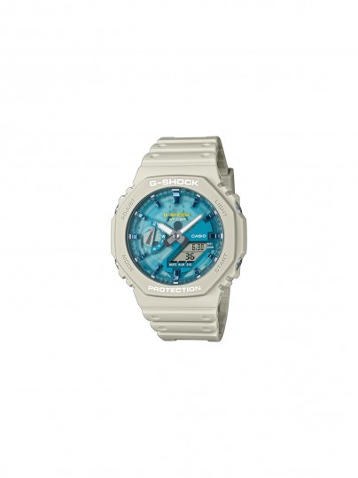 G-SHOCK muški sat oktagonalnog oblika u boji peska sa transparentnim plavim brojčanikom i tankim kućištem, idealan za moderan stil.