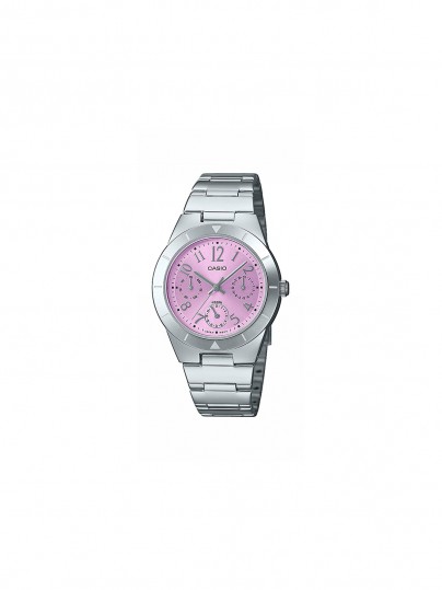 Elegantni Casio ženski sat u srebrnoj boji sa roze brojčanikom, vodootporan do 50m, sa prikazom dana i datuma.