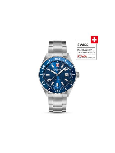 SWISS MILITARY HANOWA NOMAD SMWGH0004904 – Swiss Made muški sportski sat prepoznatljivog vintage dizajna iz 1970-ih. Kućište od nerđajućeg čelika i plavi brojčanik sa odgovarajućim prstenom u plavoj boji stvaraju skladan i moderan izgled. Sat poseduje safirno staklo, kvarcni mehanizam Ronda 515 sa funkcijom datuma i vodootpornost do 100 metara – idealan spoj švajcarske preciznosti i muževne elegancije.