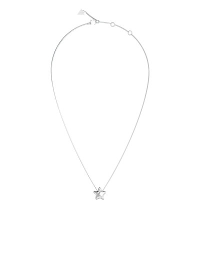 Guess ICONIQUE srebrna ogrlica sa balon zvezdom ukrašenom cirkonima. Moderan i sjajan dodatak koji ističe stil svakog outfita.