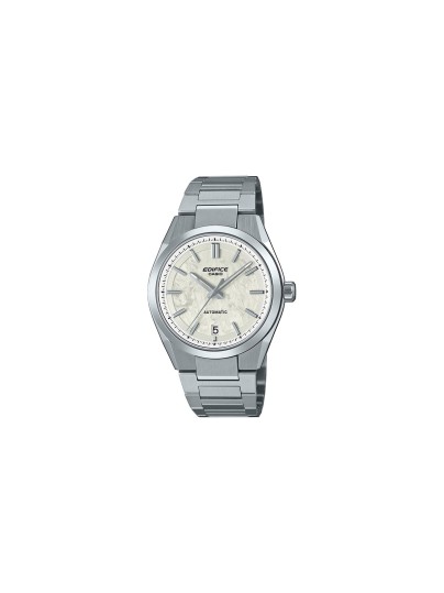 CASIO EDIFICE EFK-100D-7AER – automatski sat u boji srebra sa brojčanikom u boji srebra, izrađen za ljubitelje sofisticiranog dizajna i automobilskog duha. Brojčanik sa teksturom u stilu kovanog karbona donosi luksuznu dinamiku, dok safirno staklo, podignuti indeksi i konturisana korona potvrđuju beskompromisni kvalitet. Elegantno kućište krije mehanički mehanizam sa rezervom snage od 40h, vidljiv kroz providnu poleđinu kućišta. Sa vodootpornošću od 100m, pruža idealnu kombinaciju stila i izdržljivosti.