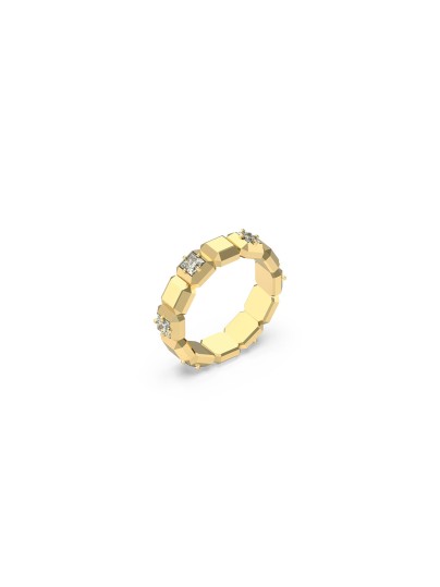 Ženski Guess prsten u boji žutog zlata sa dizajnom kockica i širinom od 5 mm. Elegantan i moderan izbor. Naruči online!
